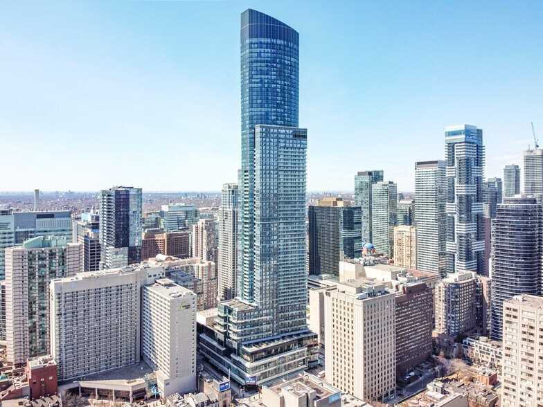 384 Yonge Street