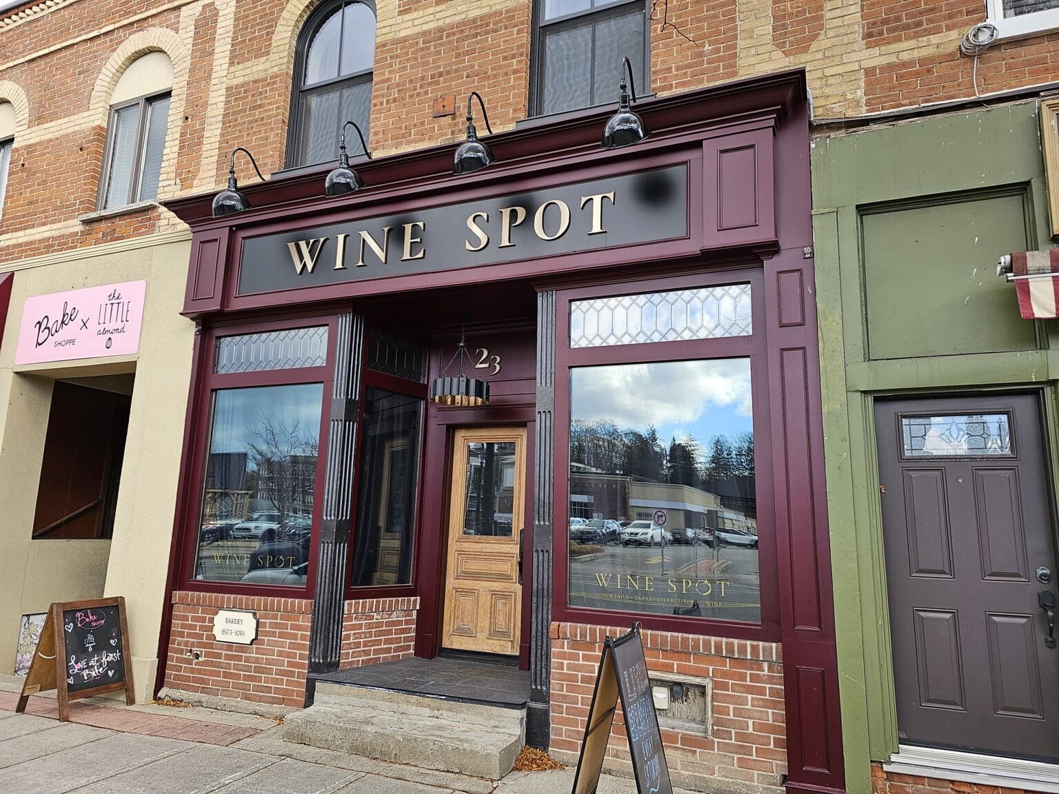 Queen Street North 23 Carve Real Estate