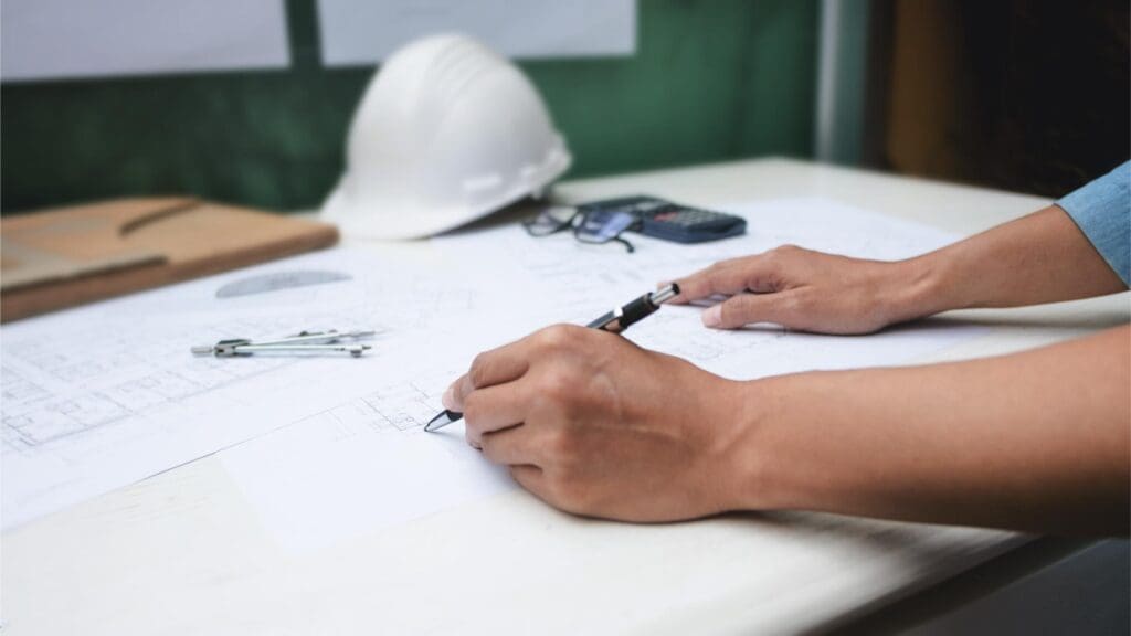 What Do Commercial Real Estate Agents Do?