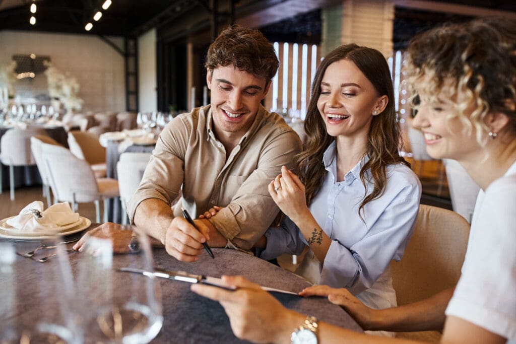 How to Plan a Soft Opening For Your Restaurant